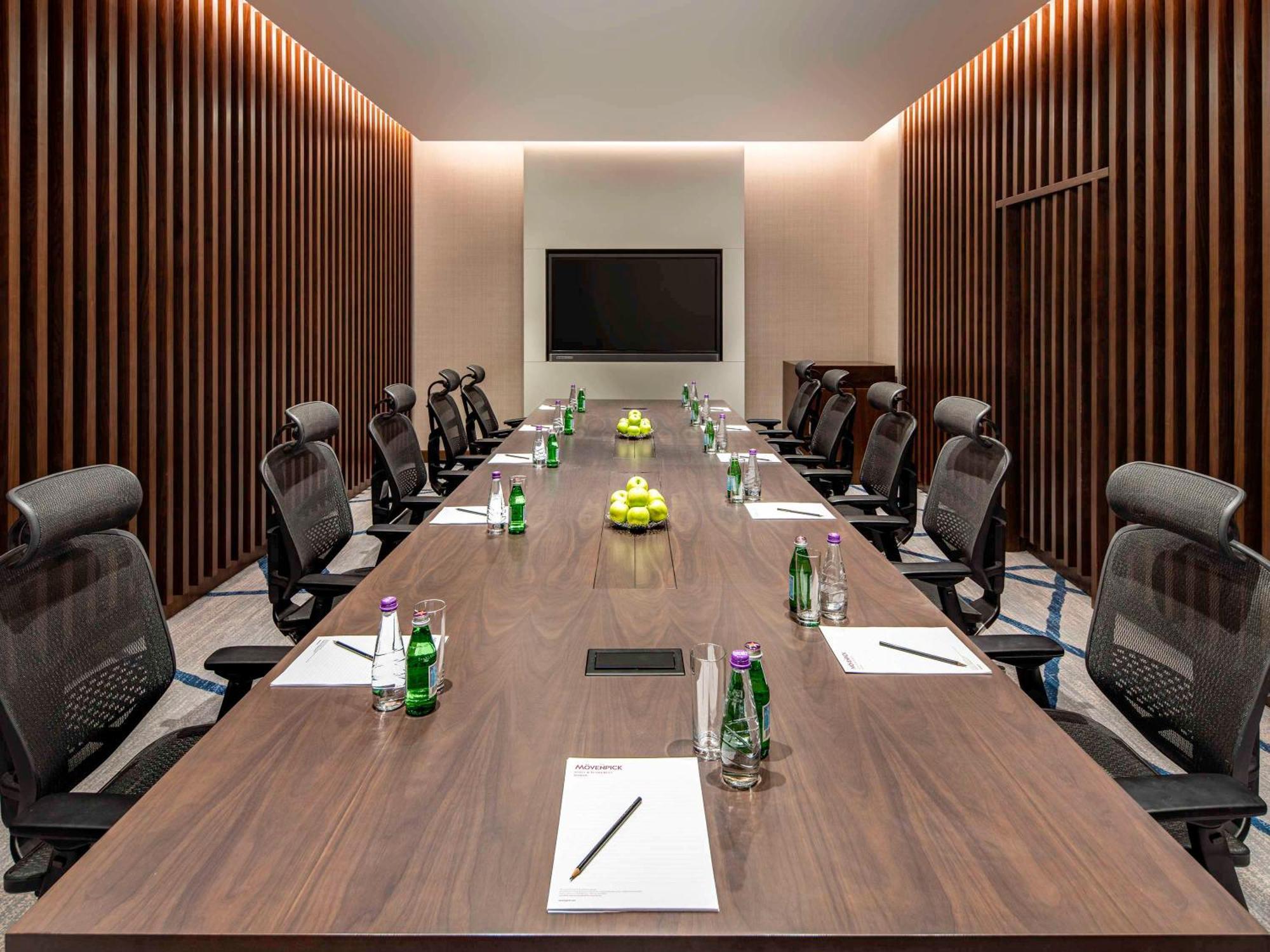 Movenpick Hotel And Residences Rijad Zewnętrze zdjęcie Meeting room