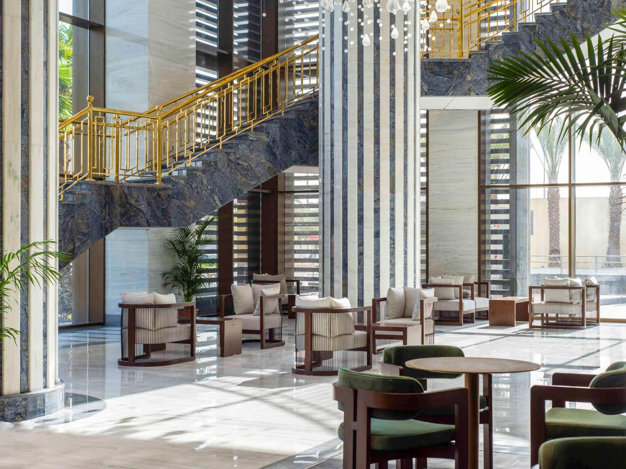 Movenpick Hotel And Residences Rijad Zewnętrze zdjęcie Lobby